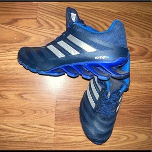 MENS Adidas sneakers